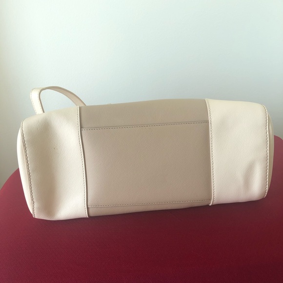 Tory Burch Hand Bag - Picture 7 of 12